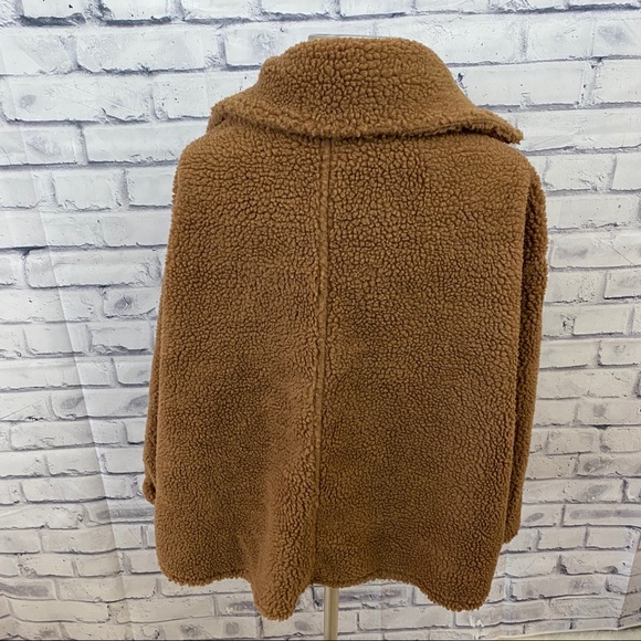 Lizard Thicket Boutique Kensington Teddy Coat - Picture 4 of 8